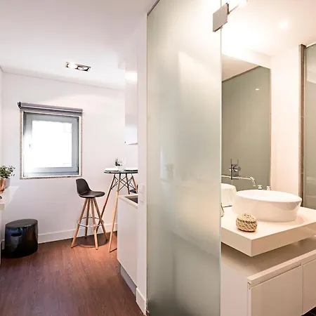 Lovelystay - Heart Of Порту