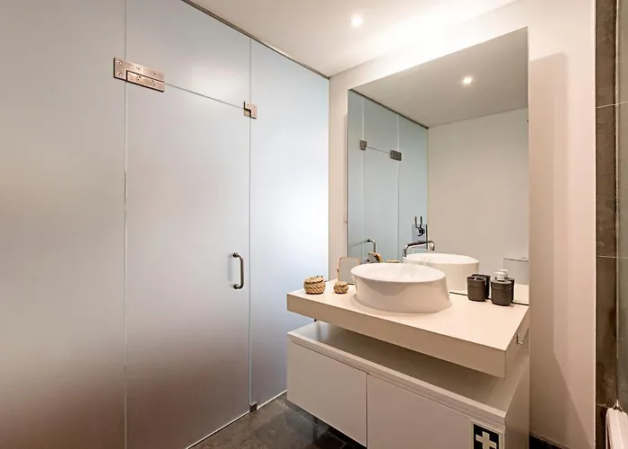 Lovelystay - Heart Of *